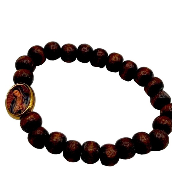 Handcrafted Wooden Beaded Necklace Set With Tribal Floral Pendant & Bracelets - Picture 4 of 15